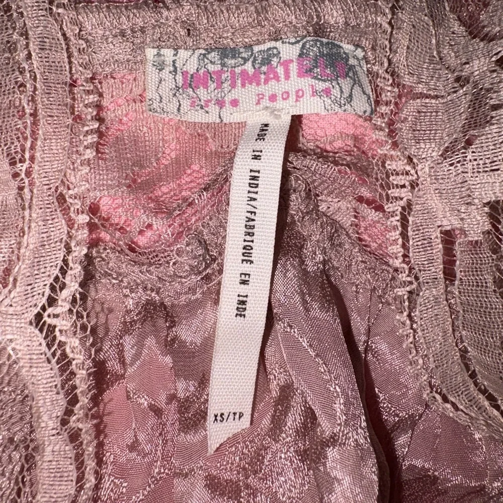 Intimately Free People Trapeze Lace Deep V Top in Pale Mauve - Picture 6 of 12